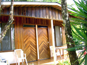 A cabina with 2 rental sides makes a total of 8 rentals on the property.